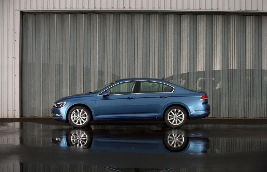  Volkswagen Passat SE 2015 года  (фото 15 из 24)
